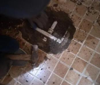 钦北卫生间漏水维修公司为您分享下卫生间渗水如何处理及注意事项